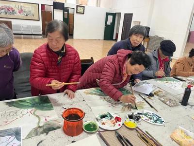 西安市雁塔區(qū)文化館開(kāi)展文化培訓(xùn)進(jìn)社區(qū)活動(dòng) 促進(jìn)文化藝術(shù)交流